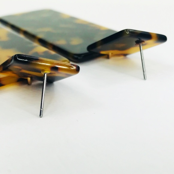 Tortoise Rectangle Acrylic Drop Earrings - Picture 8 of 8